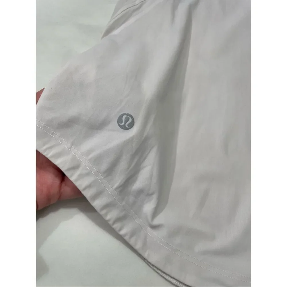 Lululemon Pullover Tank Top with Mesh Panels size Medium